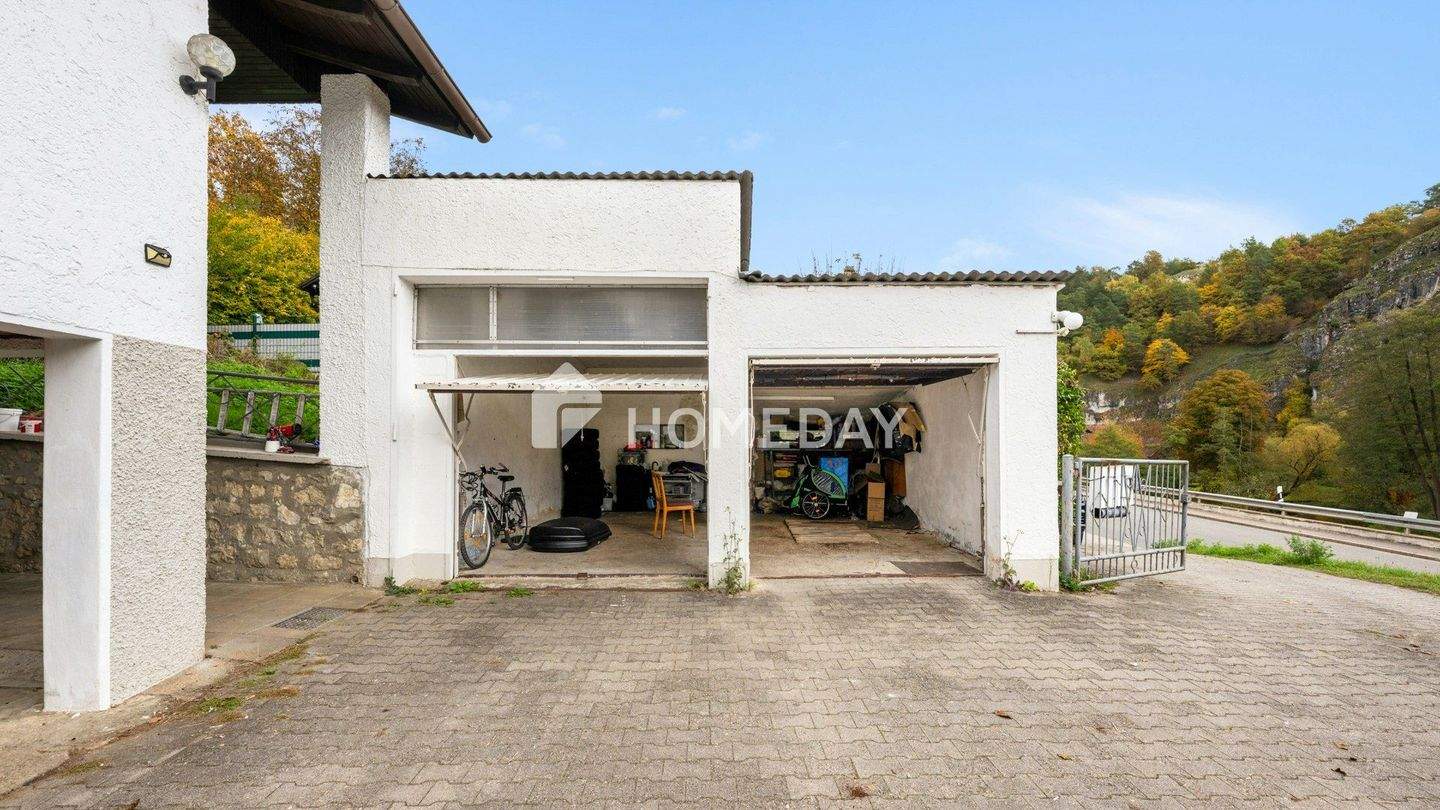 Immobilie in Nittendorf - Ein Haus mit Zukunft - solides ZFH in idyllischer Hanglage bei Regensburg - Bild 3