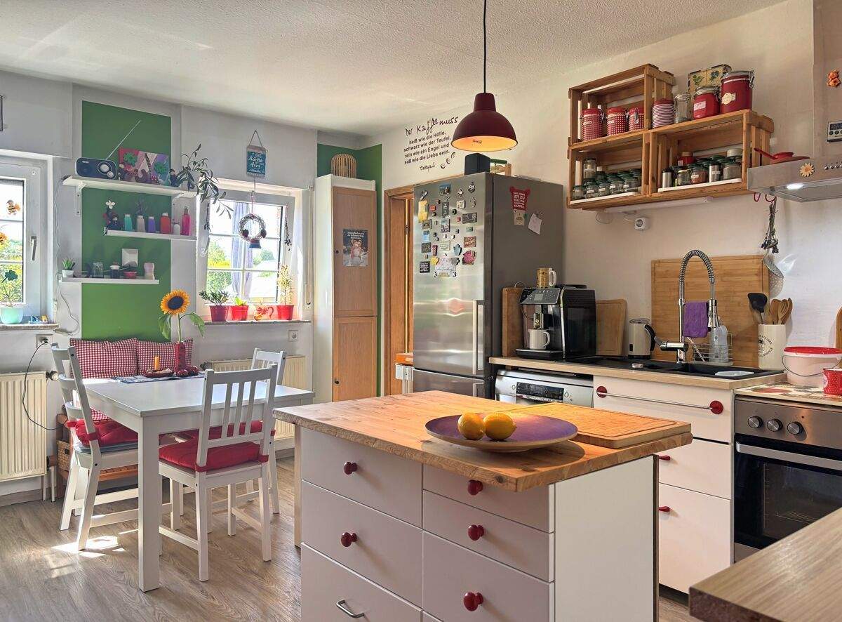 Immobilie in Wiesmoor - Teilsaniertes Landhaus mit Einliegerwohnung, Nebengebäude und über 4 ha Weideland in Wiesmoor - Bild 23