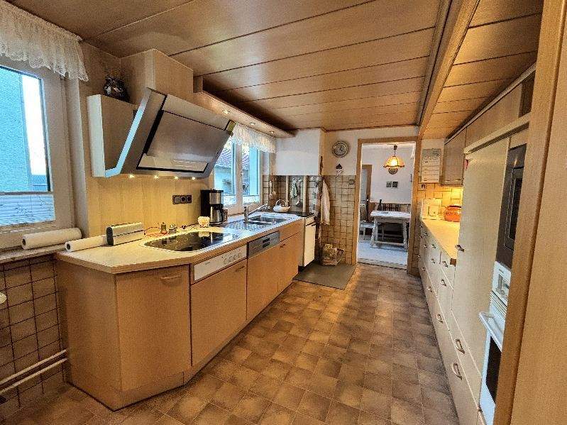 Immobilie in Feldatal - Idyllischer Bauernhof mit angrenzenden Wiesen und direkter Bachlage - Bild 5