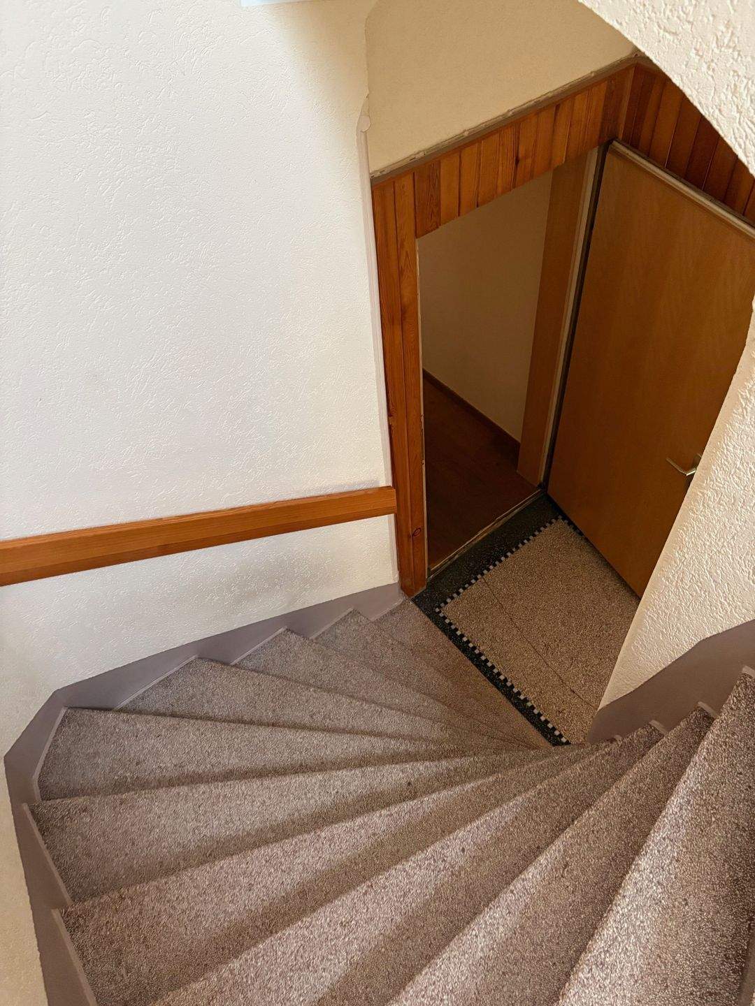 Immobilie in Freital - Ehemaliges 3-Fam.-Haus Nähe Freitaler Klinikum, aktuell zwei schönen Wohnungen sowie attraktive Gewerberäume - Bild 21