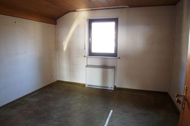 Immobilie in Zandt - Einfamilienhaus mit ELW in ruhiger Südhanglage nahe der Gemeinde Zandt, Bay. Wald - Bild 17