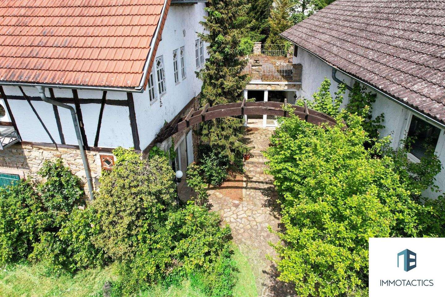 Immobilie in Dörrebach - Stilvolles Kulturanwesen mit Scheunenhaus, Gewölbekeller, idyllischem Garten & Eventbereich - Bild 26