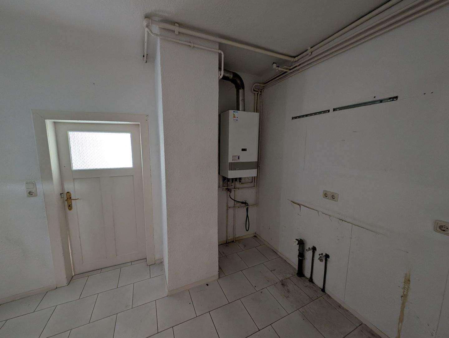 Immobilie in Geratal - Interessantes kleines  Zweifamilienhaus mit  historischem Flair in  Frankenhain zu verkaufen - Bild 8