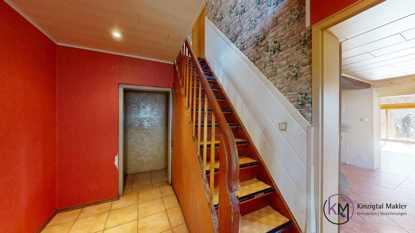 Immobilie in Bad Soden-Salmünster - ++ PROVISIONSFREI ++ "ENTFALTEN SIE IHRE WOHNTRÄUME" Großzügiges Mehrgenerationenhaus mit Gestaltungsspielraum! - Bild 14