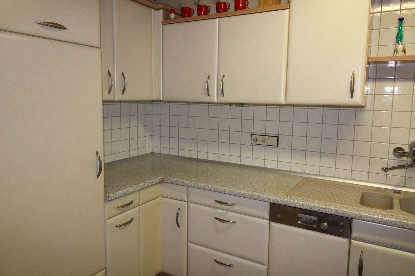 Immobilie in Bermatingen - Einfamilienhaus mit Garage, ruhie Lage - Bild 6