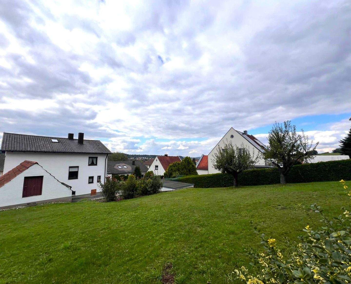 Immobilie in Wolnzach - Charmantes Einfamilienhaus mit großem Grundstück und Ausbaupotenzial in Wolnzach! - Bild 12