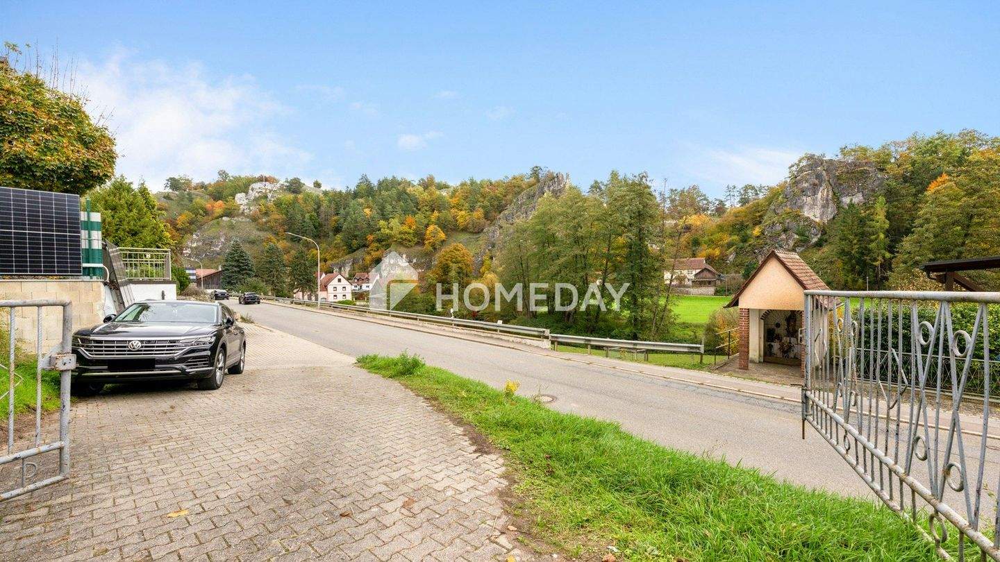 Immobilie in Nittendorf - Ein Haus mit Zukunft - solides ZFH in idyllischer Hanglage bei Regensburg - Bild 15