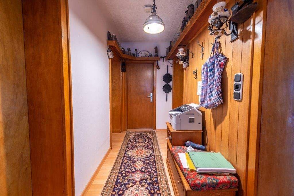 Immobilie in Losheim am See - Die Schachenstraße 14 in Losheim am See kann zum 3-Familienhaus für Sanierer und Pferdefans werden - Bild 9