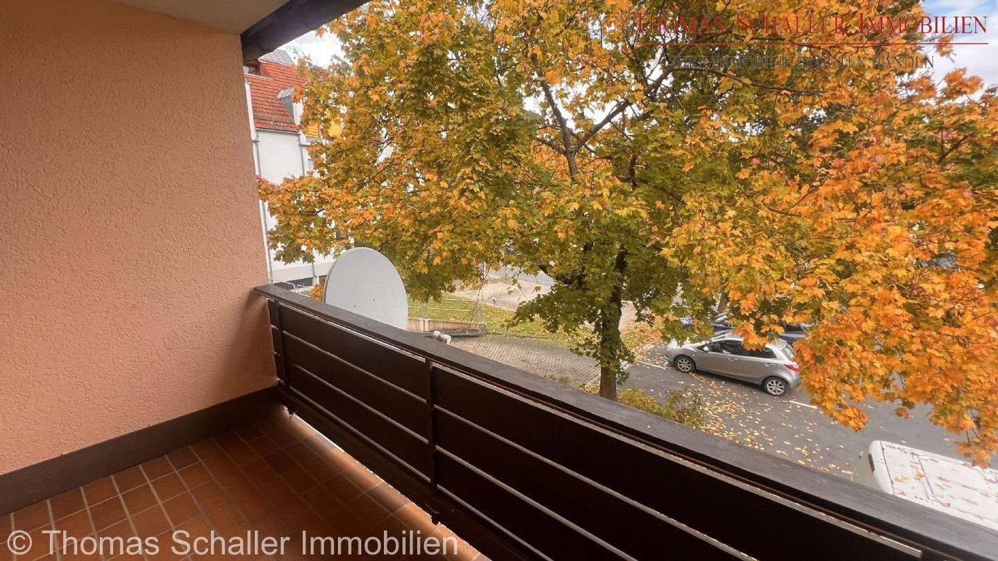Immobilie in Hemhofen - Schöne 2-Zimmer-Wohnung in Hemhofen bei Erlangen - Großer Wohnraum mit Studiocharakter - Bild 18