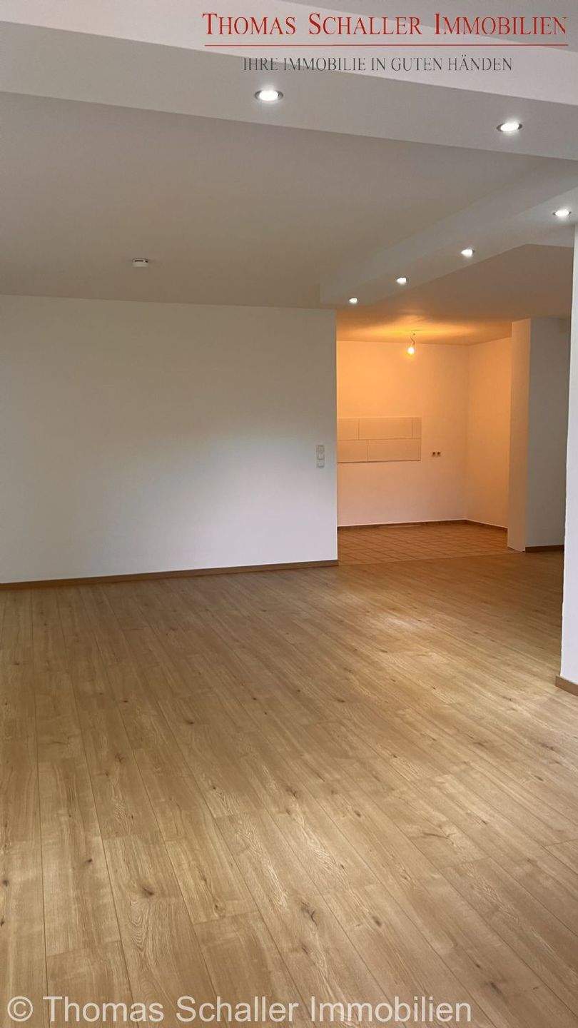 Immobilie in Hemhofen - Schöne 2-Zimmer-Wohnung in Hemhofen bei Erlangen - Großer Wohnraum mit Studiocharakter - Bild 10
