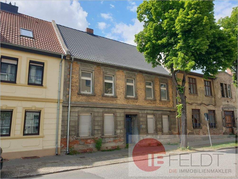 Immobilie in Güsten - Handwerker aufgepasst: Großes Haus zum kleinen Preis - Bild 1