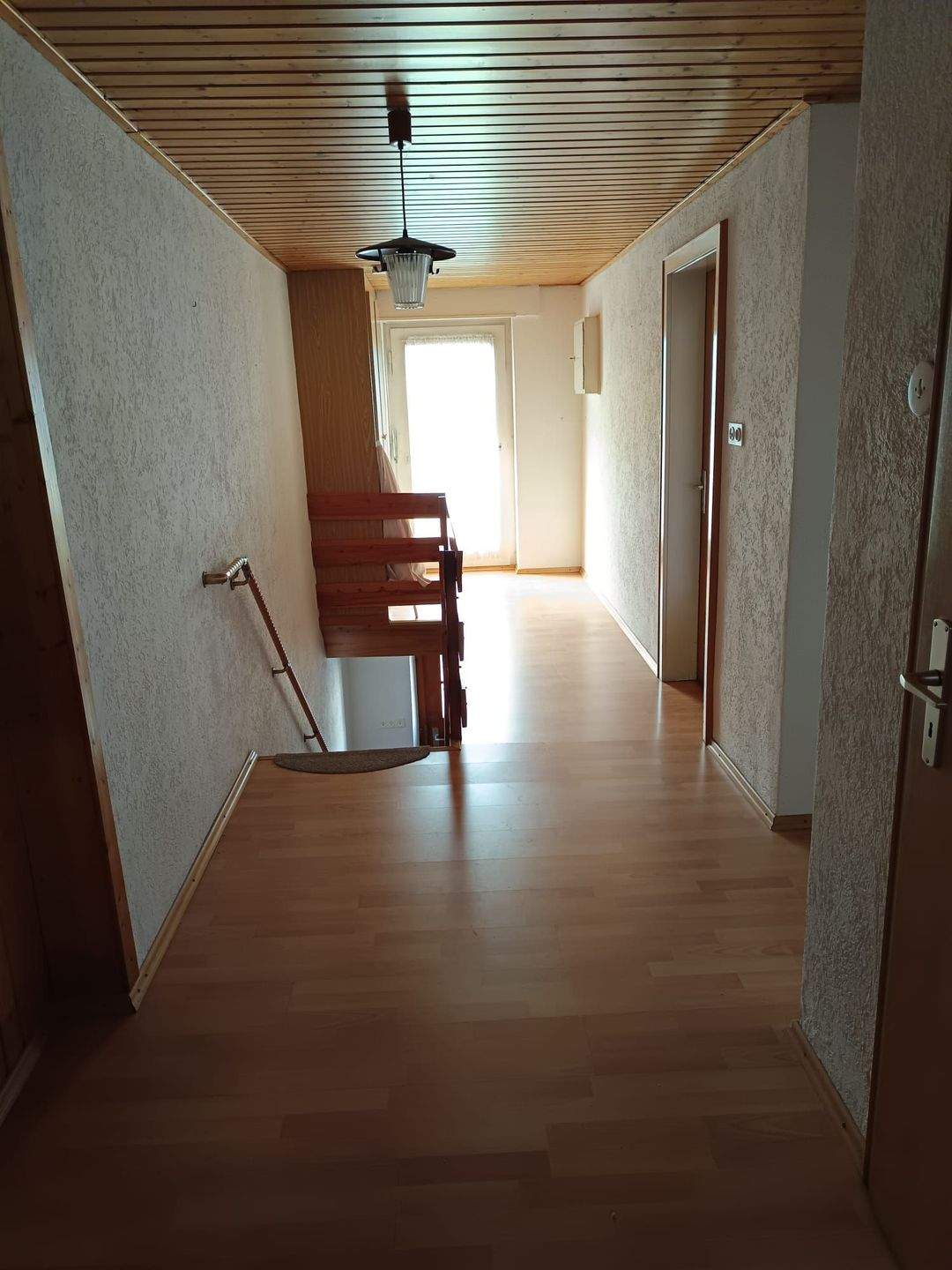 Immobilie in Hochspeyer - MEHRGENERATIONENHAUS oder HAUS mit 3 WOHNUNGEN - Bild 7