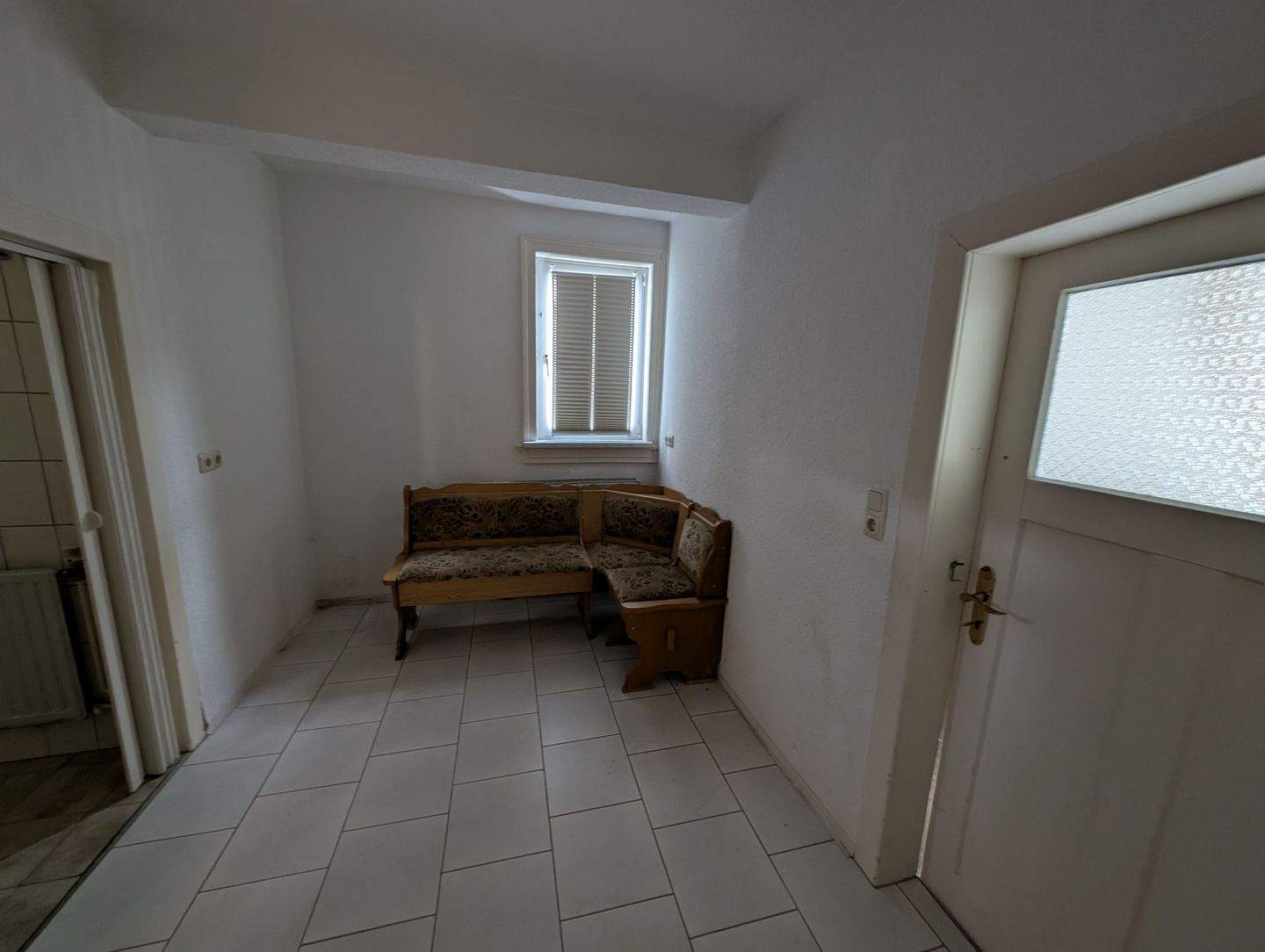 Immobilie in Geratal - Interessantes kleines  Zweifamilienhaus mit  historischem Flair in  Frankenhain zu verkaufen - Bild 9