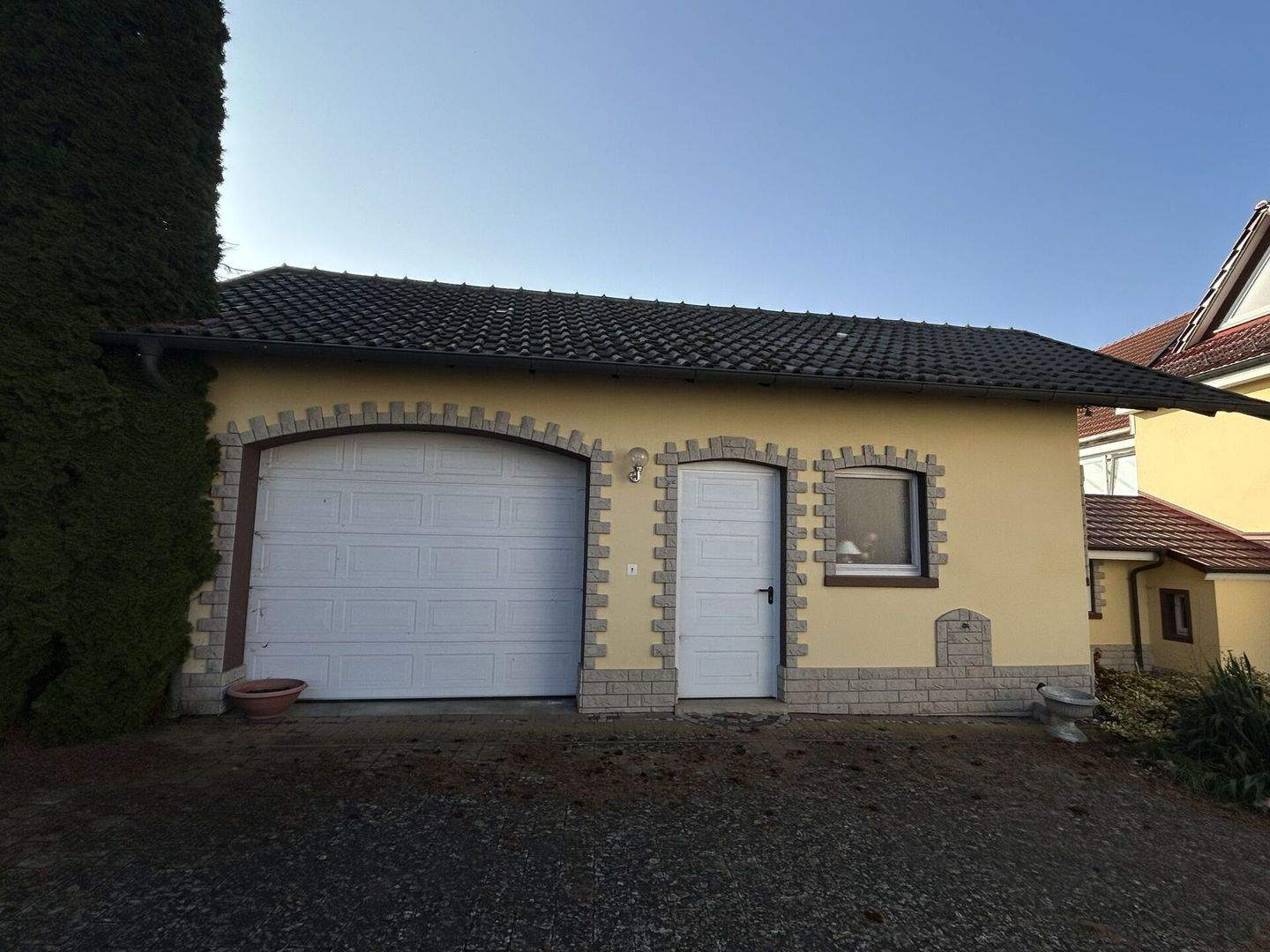 Immobilie in Borgentreich - Vielseitiges Wohnhaus mit großzügigem Anwesen am Rande von Rösebeck - Bild 11