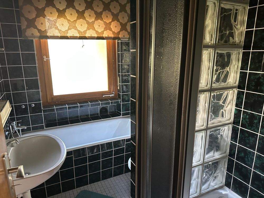 Immobilie in Helsa - Attraktives Einfamilienhaus mit Einliegerwohnung , Garage und Wintergarten in ruhiger Lage von Helsa - Bild 10