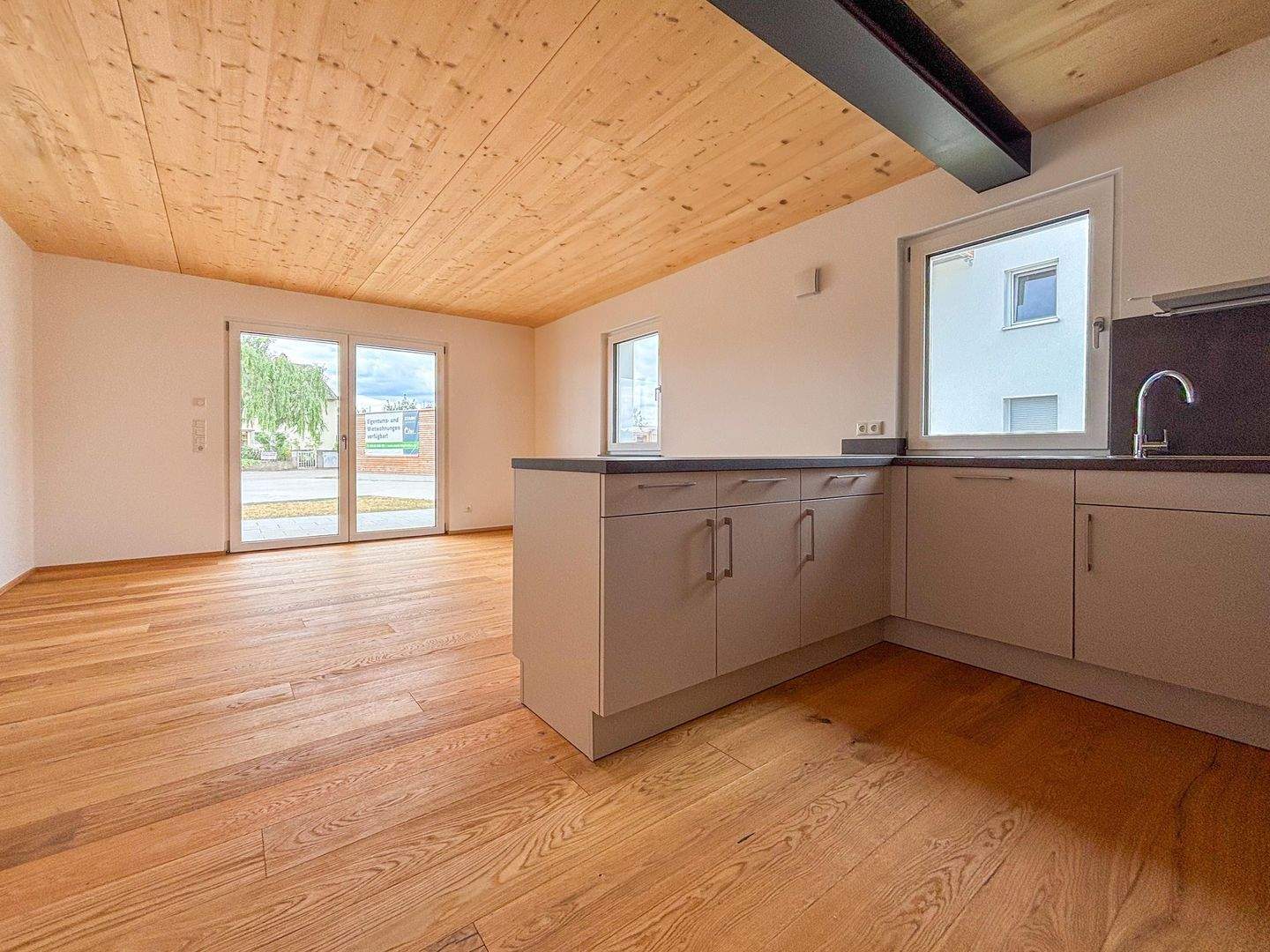 Immobilie in Wassertrüdingen - Neubau - 1-Zimmer-Apartment mit Balkon in Wassertrüdingen zu verkaufen! - Bild 1