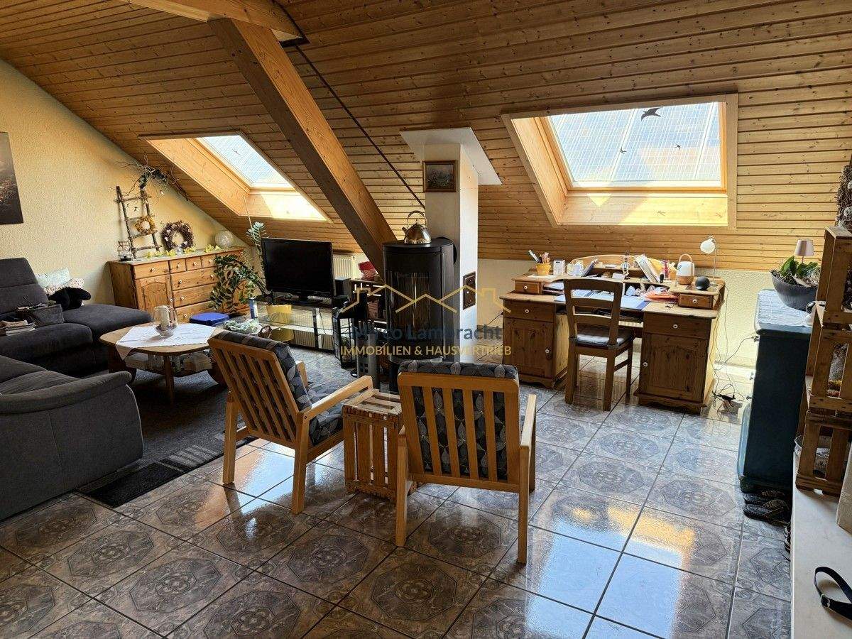 Immobilie in Breisach am Rhein - Maisonettewohnung mit   Doppelhauscharakter-Einzigartig. Individuell. Besonders. Zentral in Breisach - Bild 2