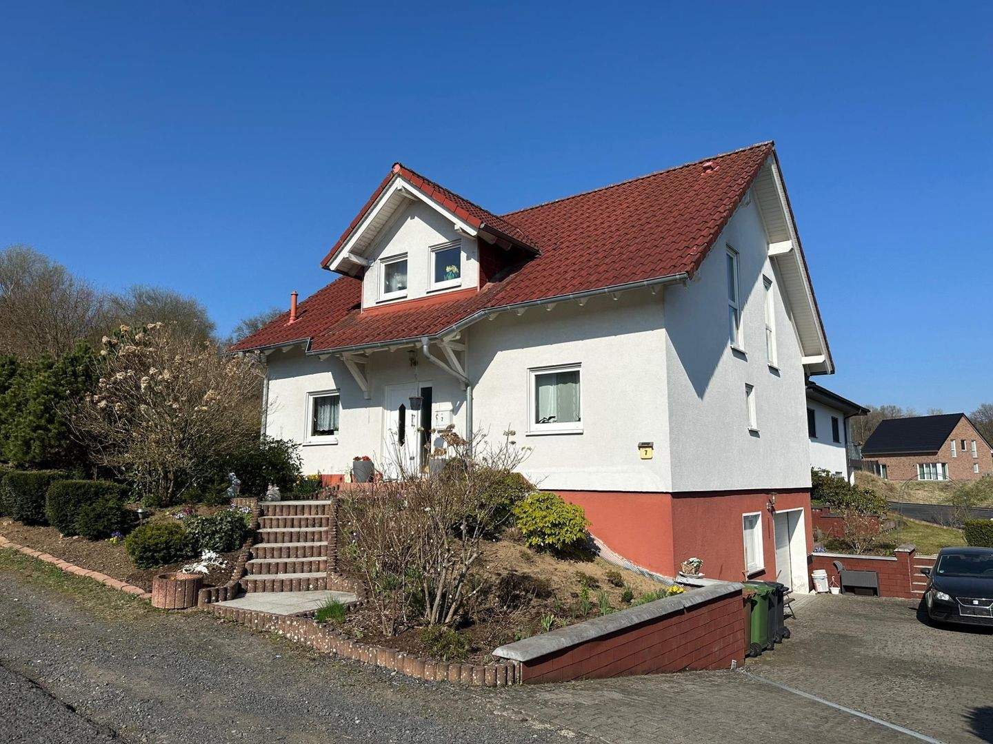 Immobilie in Hergenroth - Großzügiges Einfamilienhaus (Bj. 2007 Kern Haus) mit sehr schönem Grundstück in ruhiger Lage von Hergenroth - Bild 0