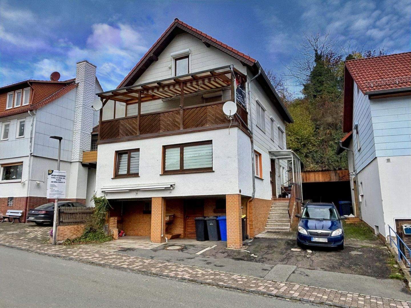 Immobilie in Edertal - Gemütliches Zweifamilienhaus im Edertal - vielseitig nutzbar und gepflegt - Bild 2