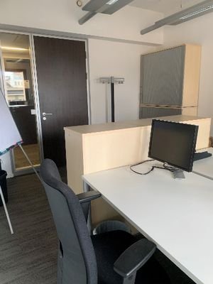 Büroraum 8