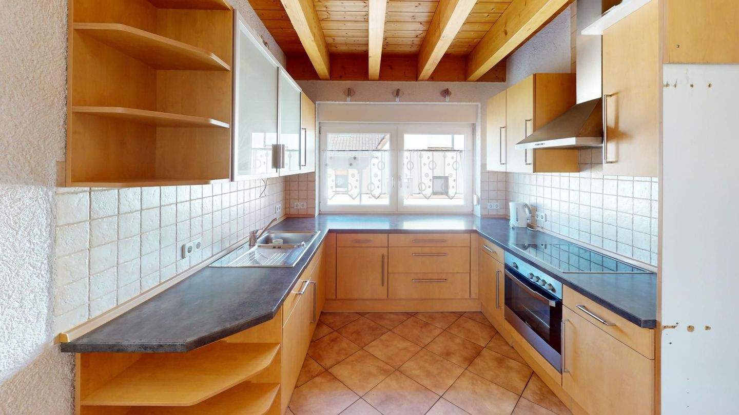 Immobilie in Meckesheim - Familiendomizil mit Potenzial - Charmantes Zweifamilienhaus in Mönchzell - Bild 4