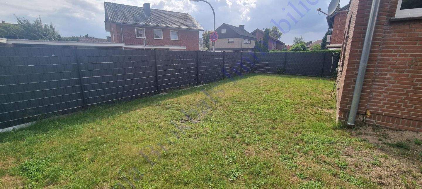 Immobilie in Harsewinkel - Zweifamilienhaus mit ausgebautem DG und mit 3 Garagen in Harsewinkel, provisionsfrei für Käufer - Bild 14