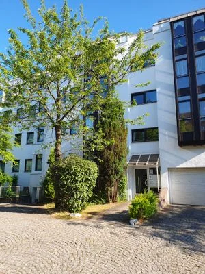 Renovierte 2-Zi. Wohnung in ruhiger Lage an der Grenze zum Truderinger Wald; gute Verkehrsanbindung | Wohnung München