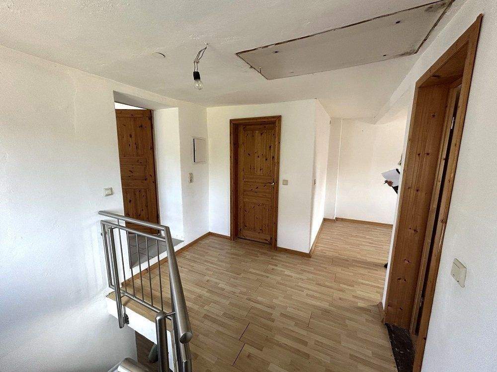 Immobilie in Altrich - zwei Wohnhäuser und rd. 20.000 qm Land direkt am Haus (Nähe zur Stadt Wittlich 5 km) - Bild 15