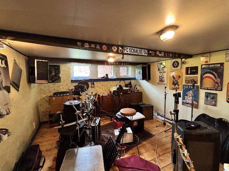 Immobilie in Feldatal - Idyllischer Bauernhof mit angrenzenden Wiesen und direkter Bachlage - Bild 14