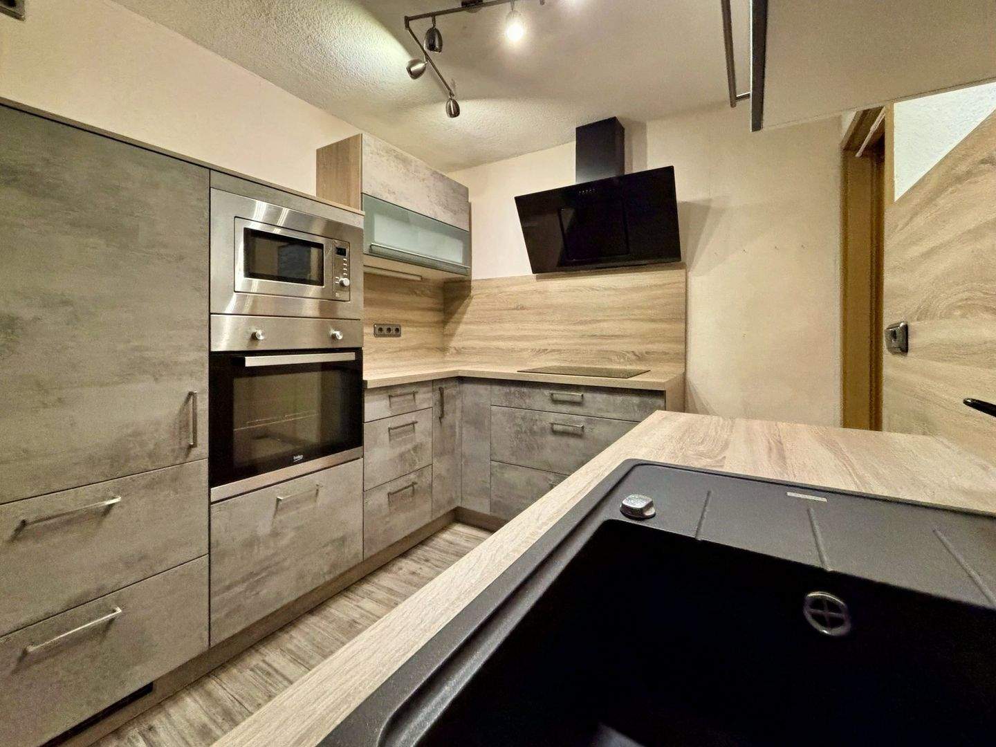 Immobilie in Edertal - Gemütliches Zweifamilienhaus im Edertal - vielseitig nutzbar und gepflegt - Bild 9