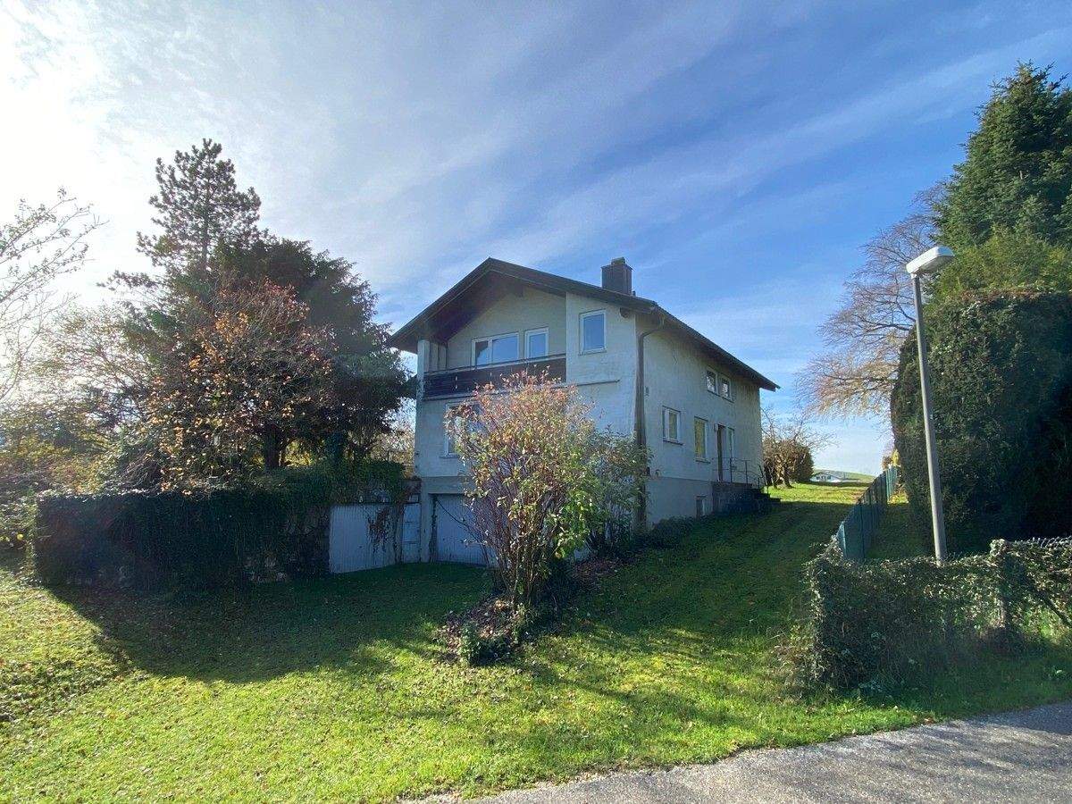 Immobilie in Rimsting - Prien am Chiemsee: Älteres EFH m. ca. 1.650 m2 Grund in herrlicher Randlage m. Berg- u. Seeblick! - Bild 6