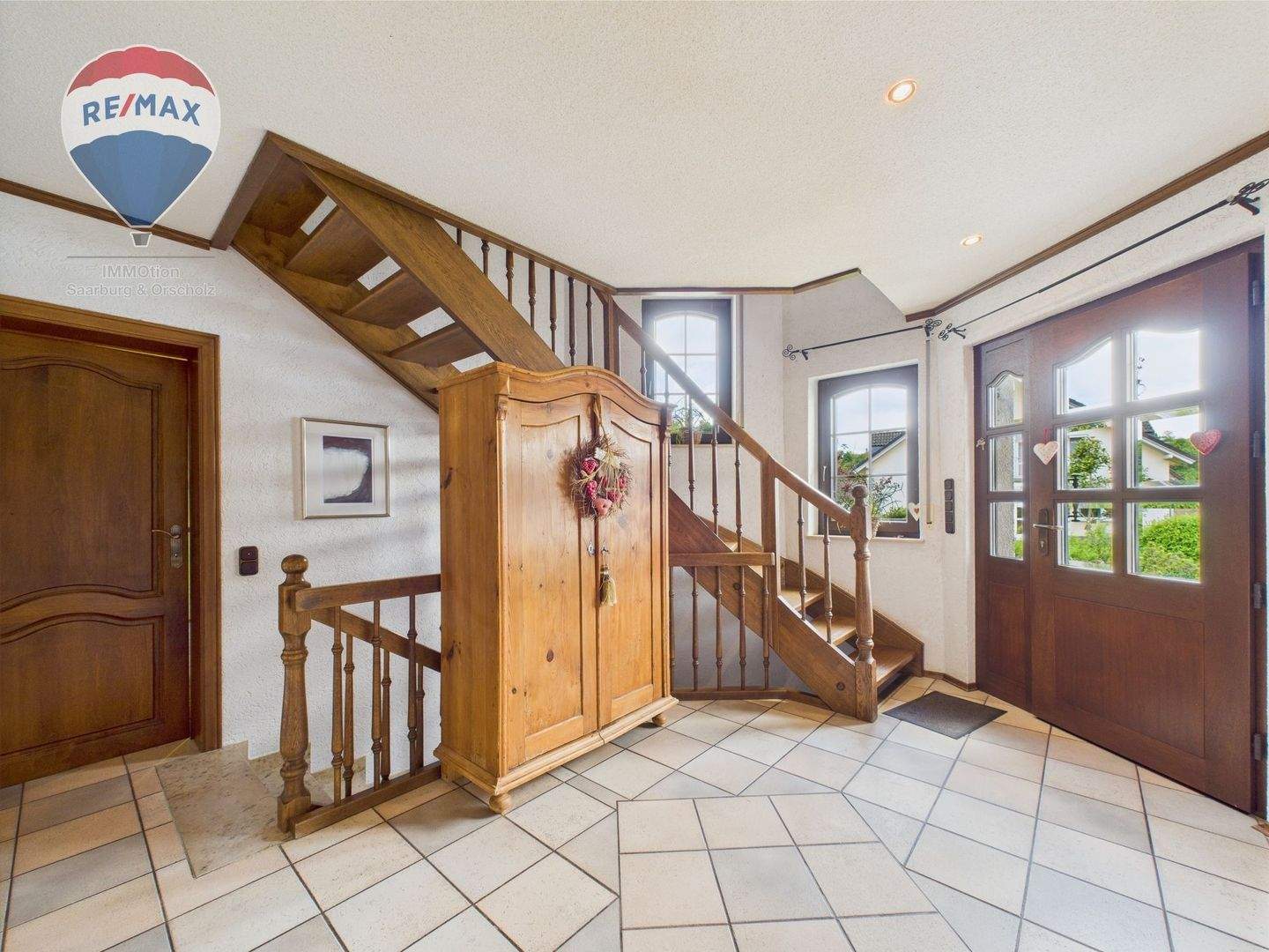 Immobilie in Merzkirchen - Großzügiges Wohnen im Landhausstil - Bild 2