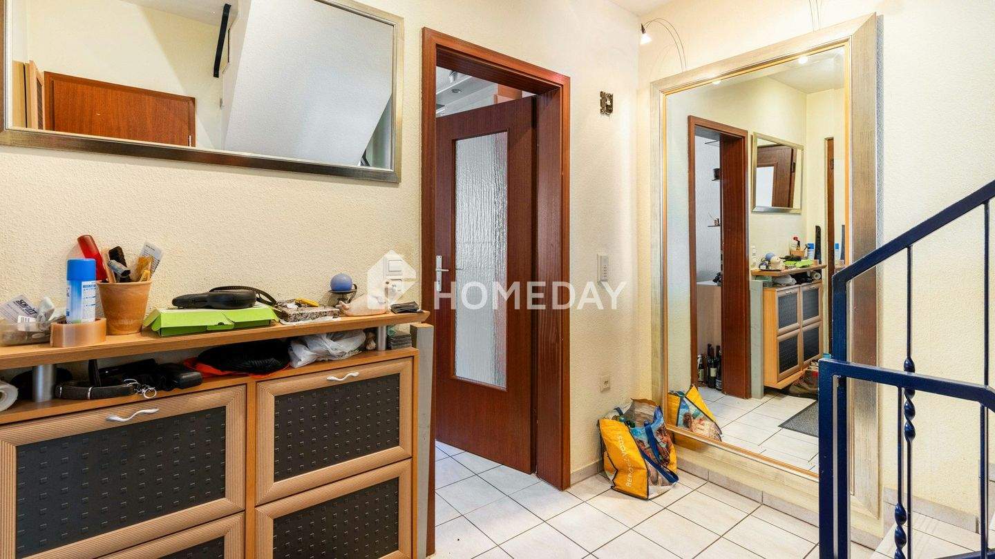 Immobilie in Neulußheim - Mehr Zuhause auf allen Ebenen – DHH mit Loggia, Balkon und wohligem Kaminofen - Bild 7