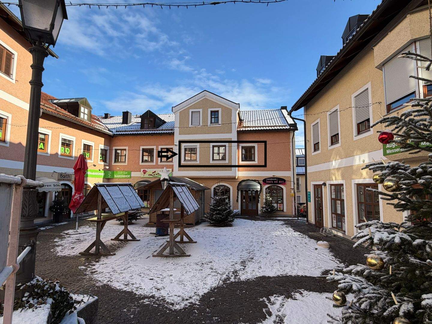 Immobilie in Waldkirchen - **** Wunderschöne 2-Zimmer-Wohnung mit EBK im beliebten Baronhof **** - Bild 0