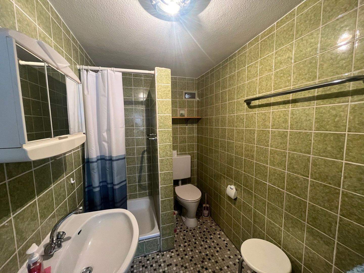 Immobilie in Malsburg-Marzell - Neuer Preis: Solides Zweifamilienhaus in Malsburg-Marzell mit viel Platz und jeder Menge Möglichkeiten - Bild 16