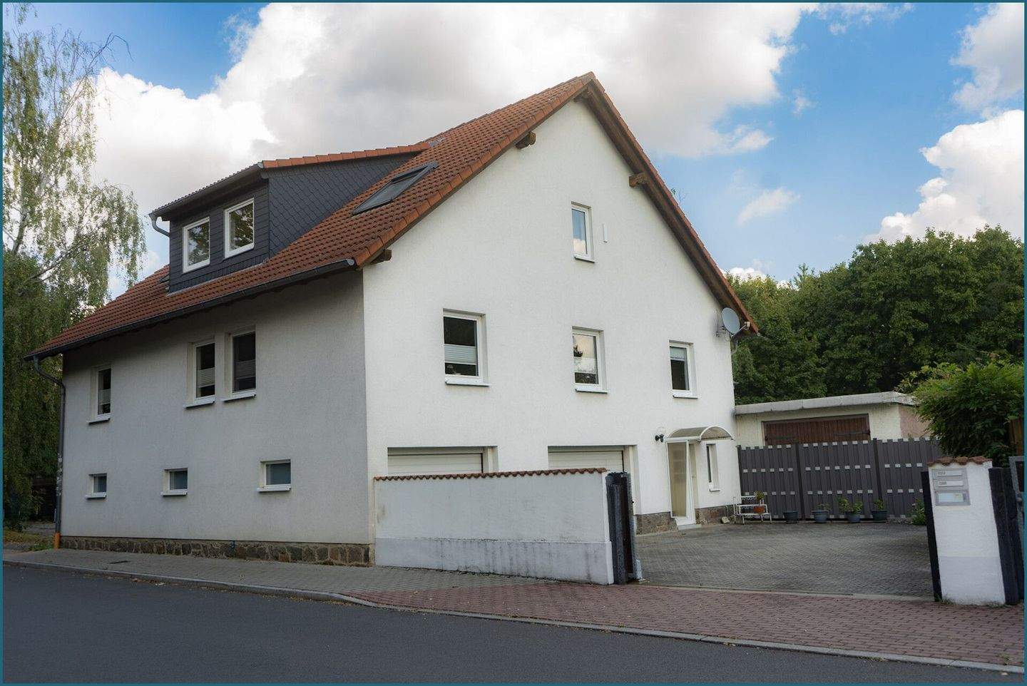 Immobilie in Borna - Geräumiges Ein-/Zweifamilienhaus in Borna mit vielen Möglichkeiten - Bild 3