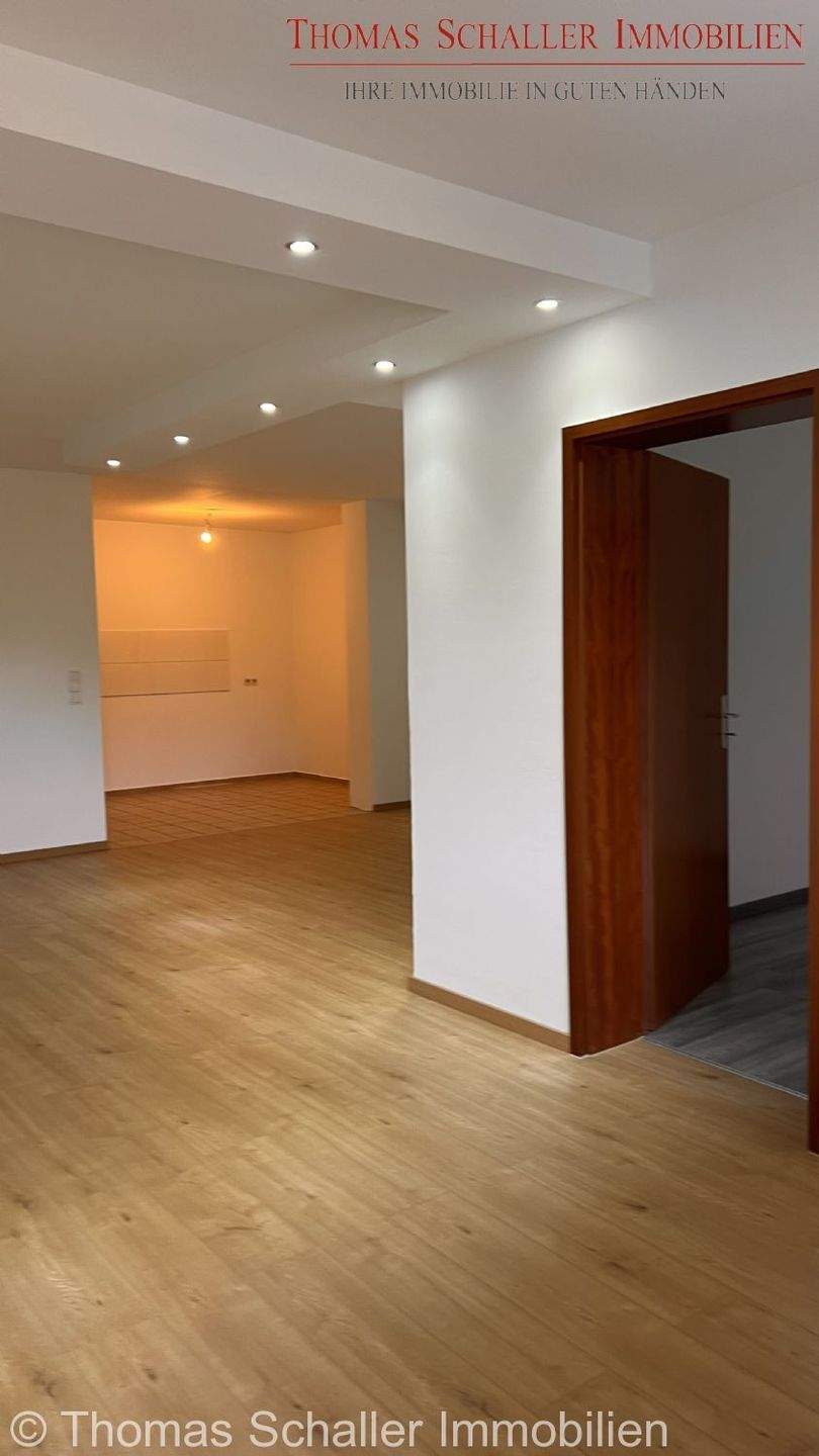 Immobilie in Hemhofen - Schöne 2-Zimmer-Wohnung in Hemhofen bei Erlangen - Großer Wohnraum mit Studiocharakter - Bild 8