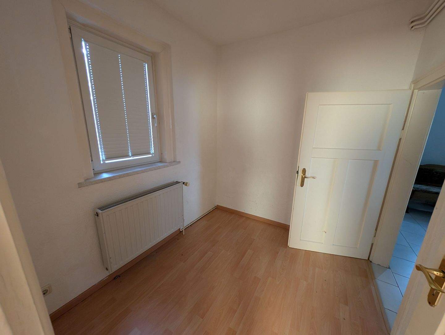 Immobilie in Geratal - Interessantes kleines  Zweifamilienhaus mit  historischem Flair in  Frankenhain zu verkaufen - Bild 7