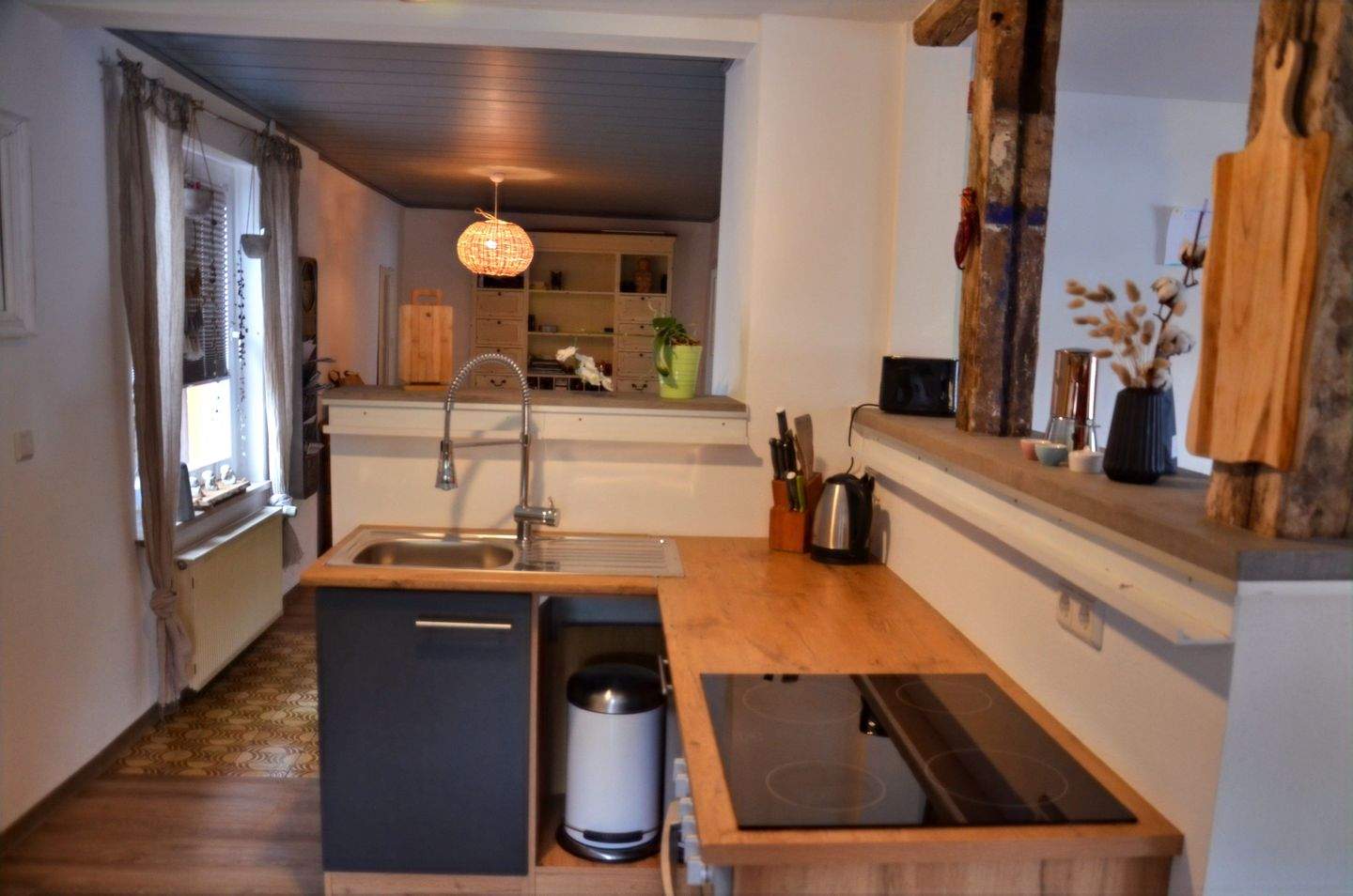 Immobilie in Edertal - Gemütliches Zweifamilienhaus im Edertal - vielseitig nutzbar und gepflegt - Bild 4