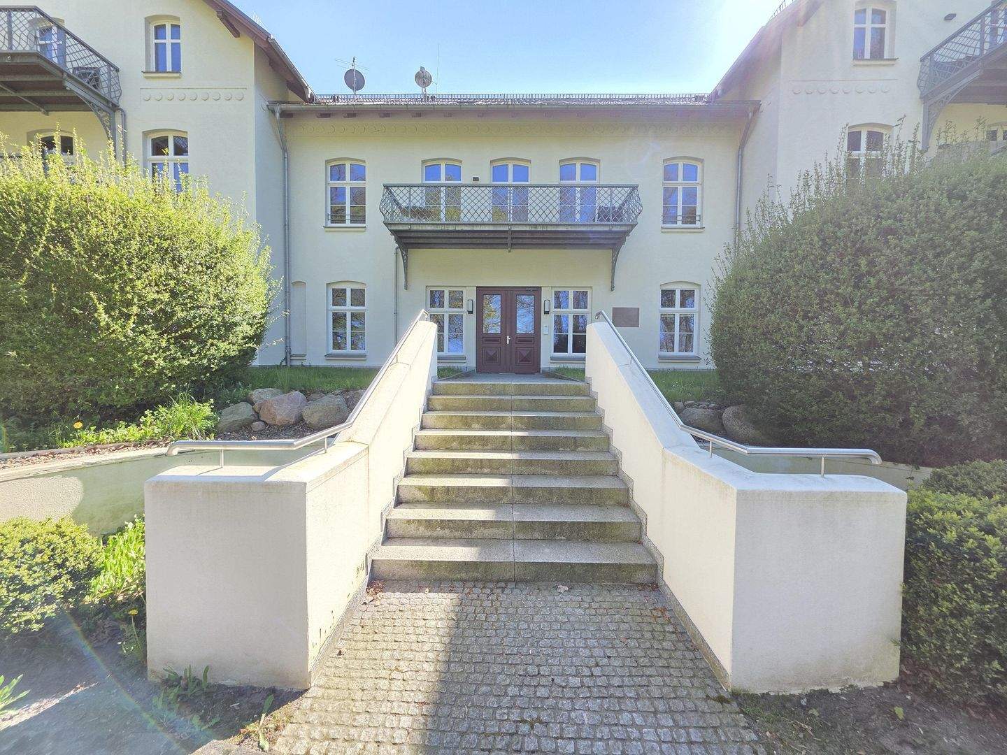 Immobilie in Bastorf - Schlossflair & Strandnähe vereint - stilvolles 2-Zi-Appartement nahe Kühlungsborn & Rerik! - Bild 4