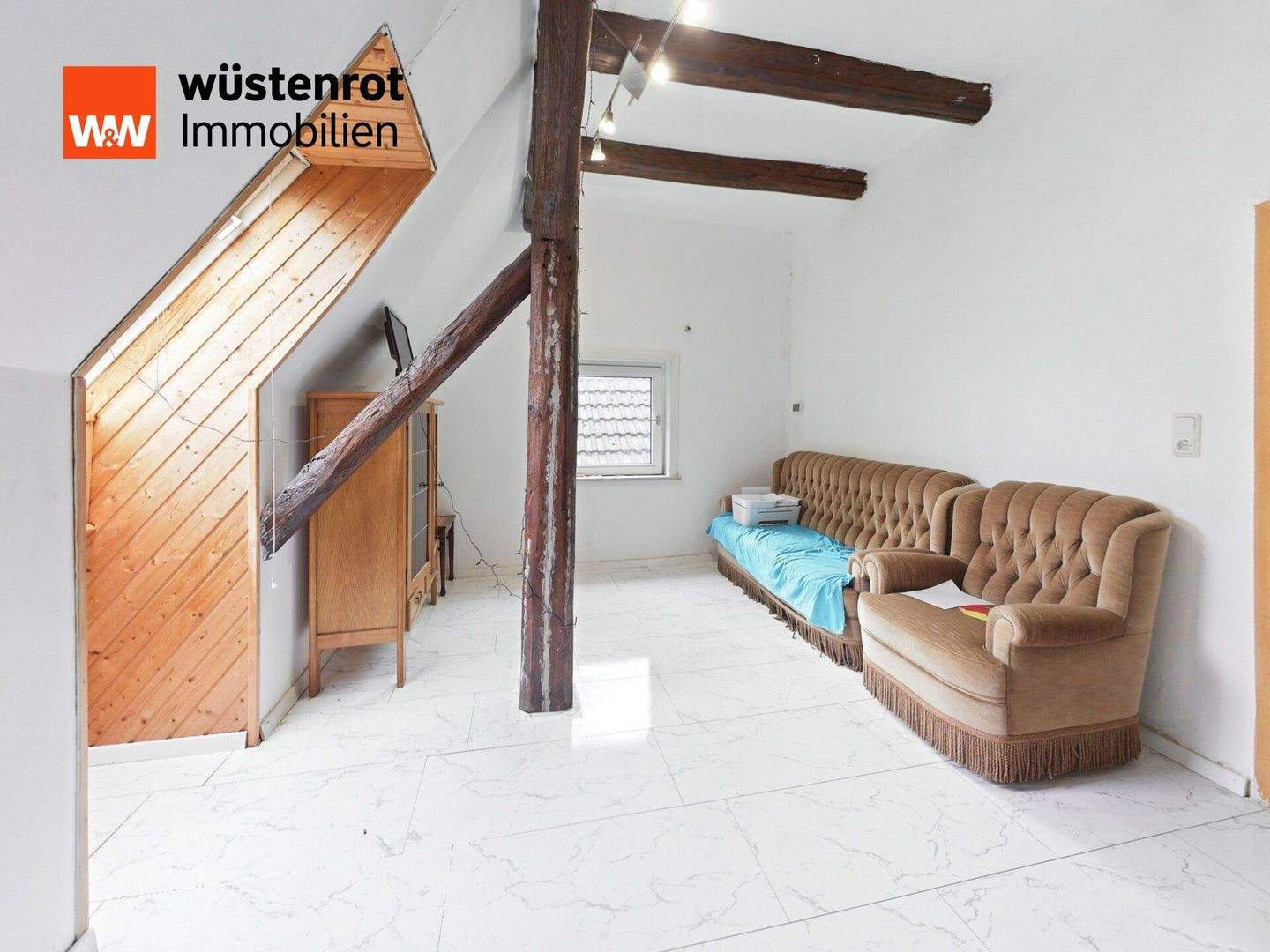 Immobilie in Eschershausen - Freistehendes Fachwerkhaus (ca. 170 m²) - ideal als Mehrgenerationen-Domizil - Bild 5