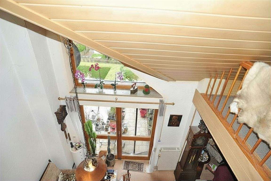 Immobilie in Graben - Großzügige Maisonette-Wohnung mit Südbalkon in ruhiger Lage - Bild 10