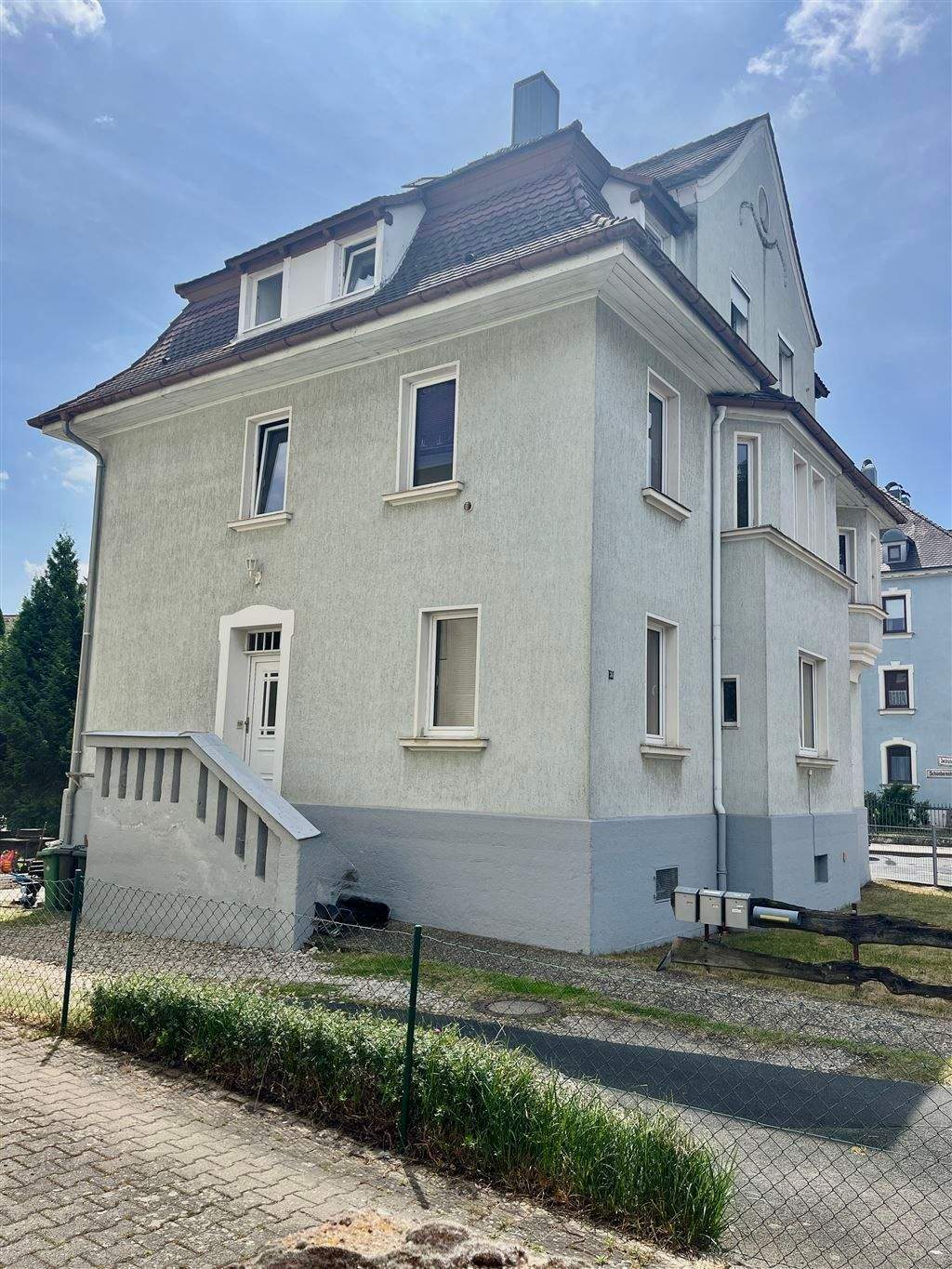 Immobilie in Forchheim - Villa im Jugendstil, aktuell als MFH genutzt - Drei Wohneinheiten mit Altbaucharme zentral in Forchheim zu verkaufen - Bild 0