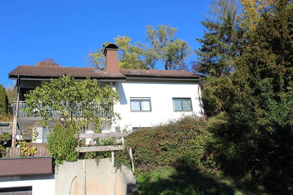 Immobilie in Kulmbach - Ein Haus zum Glücklichsein! Beste Lage - super Aussicht! - Bild 3