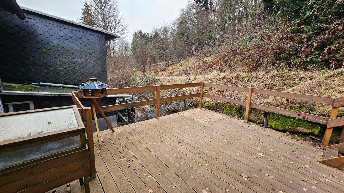 Immobilie in Frankenblick - Liebevoll gestaltete Doppelhaushälfte mit Einliegerwohnung in der Gemeinde Frankenblick OT Rauenstein - Bild 12