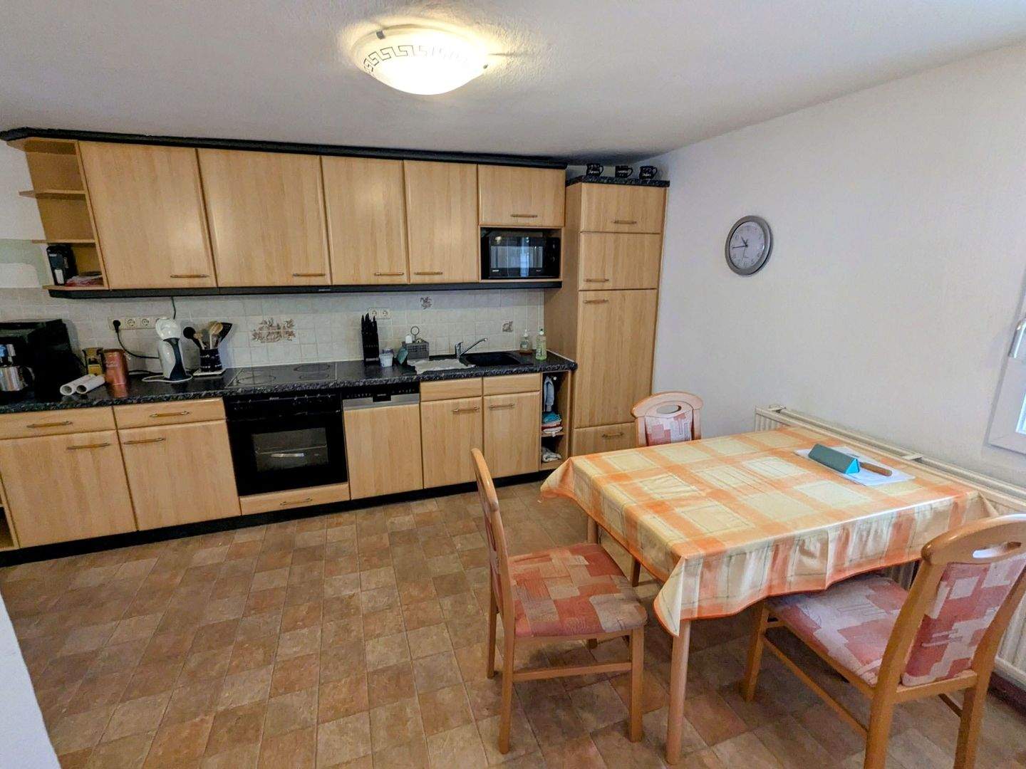 Immobilie in Eisenberg - Gemütliches Einfamilienhaus mit großzügiger Terrasse und Ausbaupotential im Dachgeschoss. - Bild 23