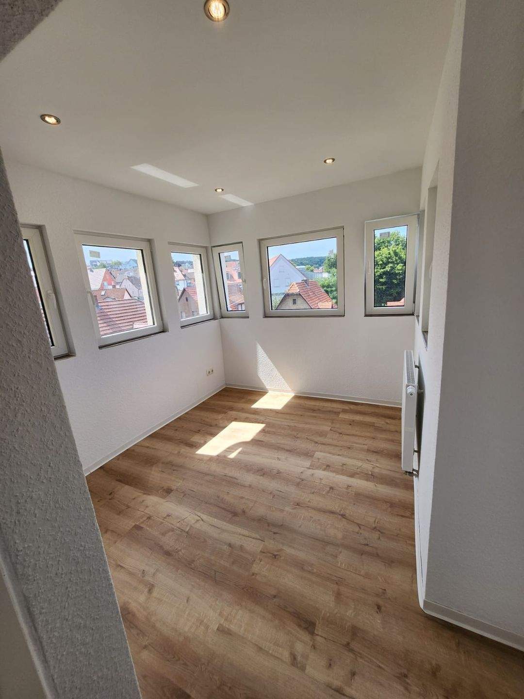 Immobilie in Höchberg - Energetisch saniertes Mehrfamilienwohnhaus in Höchberg! - Bild 12