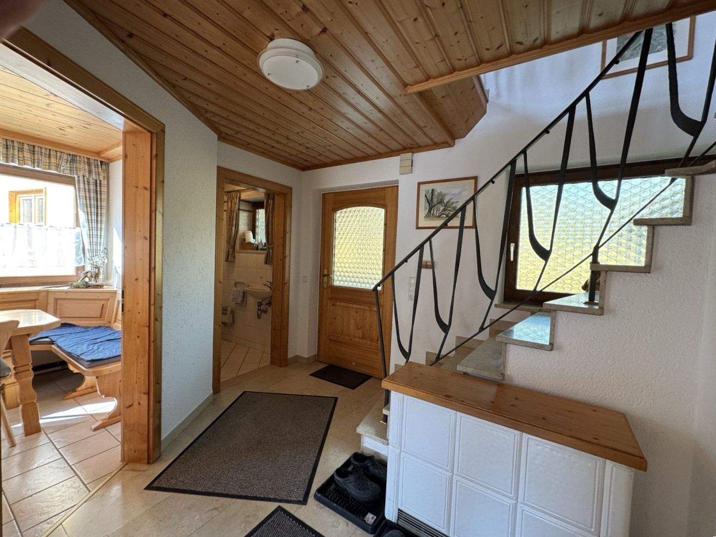 Immobilie in Schleching - Teilerneuerte Süd-West-Haushälfte mit Doppelgarage in stiller Randlage - Bild 7