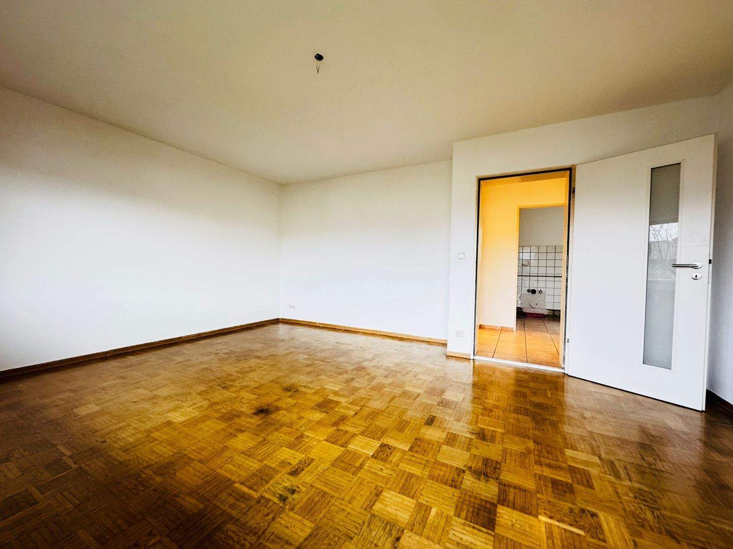 Immobilie in Gottmadingen - 4-Zimmer-Wohnung mit Balkon, Garage, Stellplatz & Garten in Gottmadingen - Bild 17