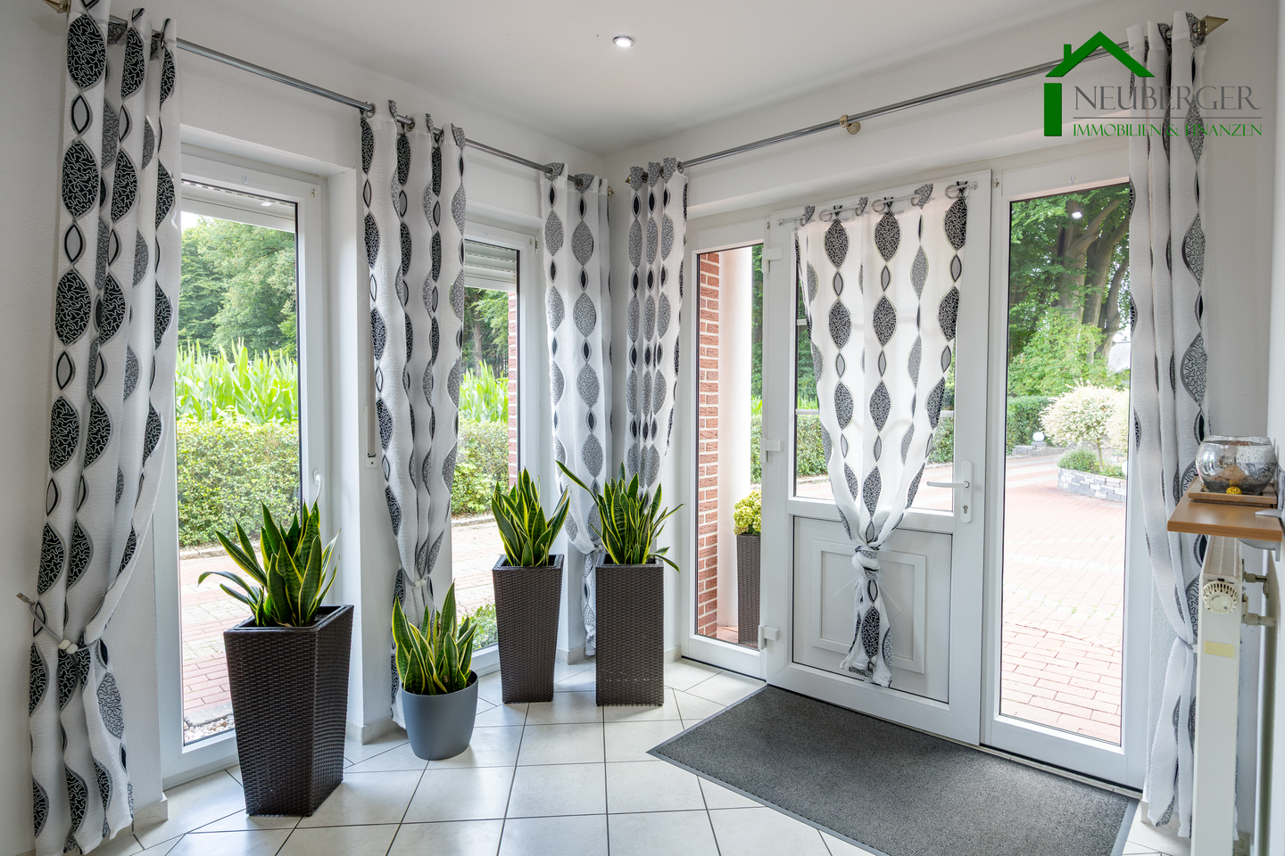 Immobilie in Lastrup - Gepflegtes, großes Einfamilienhaus mit PV-Anlage und Doppelgarage - Bild 4